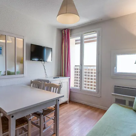 Vacancéole - Résidence L'ile D'or 2*