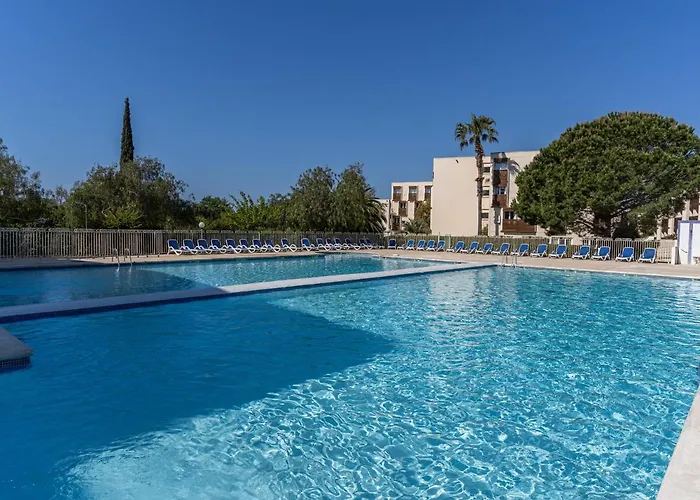 Vacanceole - L'ile D'or 2*