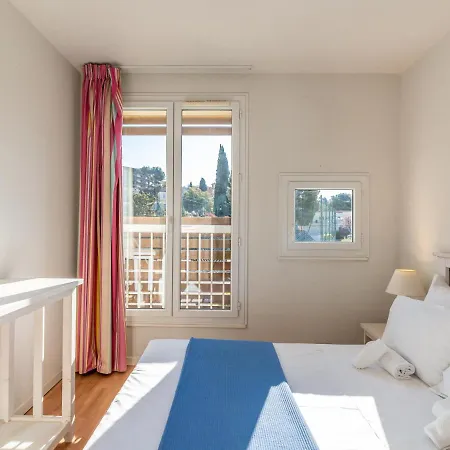 Vacanceole - L'ile D'or 2*